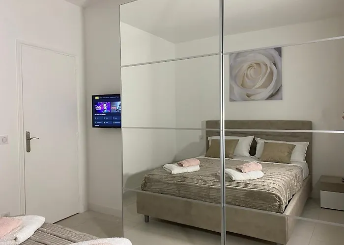 Hello 2 Pieces “renove Et Climatise “ Vieil Apartment