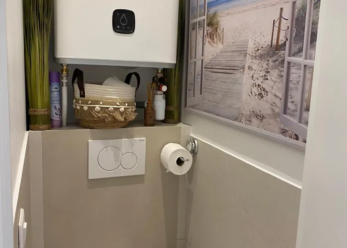 Apartment Hello 2 Pieces “renove Et Climatise “ Vieil *
